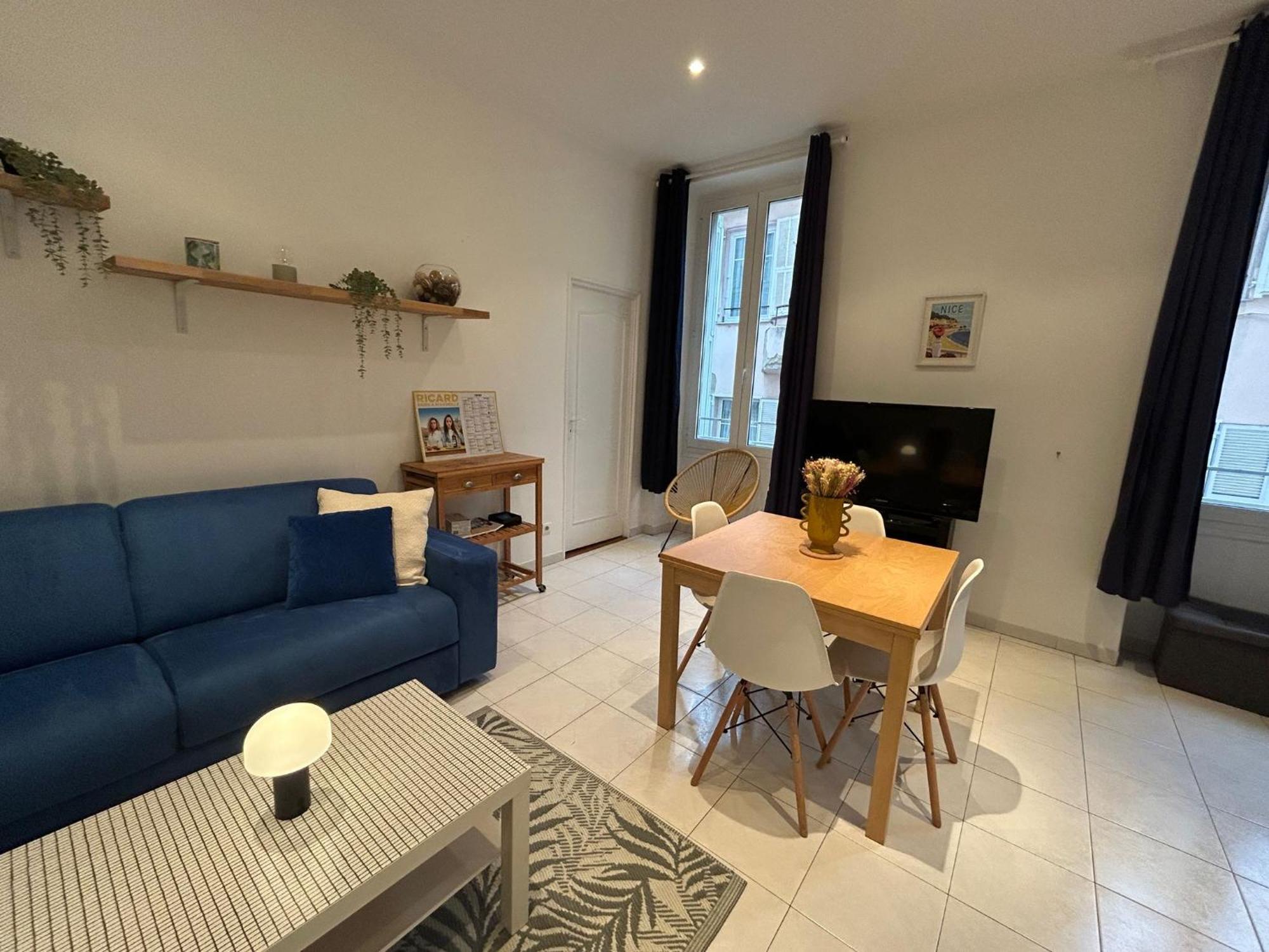Renting - Grimaldi - Place Heart Of Golden Square - Ac - Fully Equipped Apartment Nizza